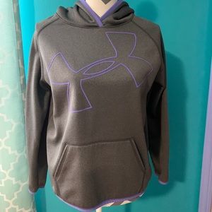 Under armour sweatshirt